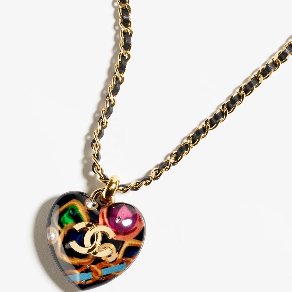 CHANEL Multicolor Heart Pendant Necklace / Heart Pendant